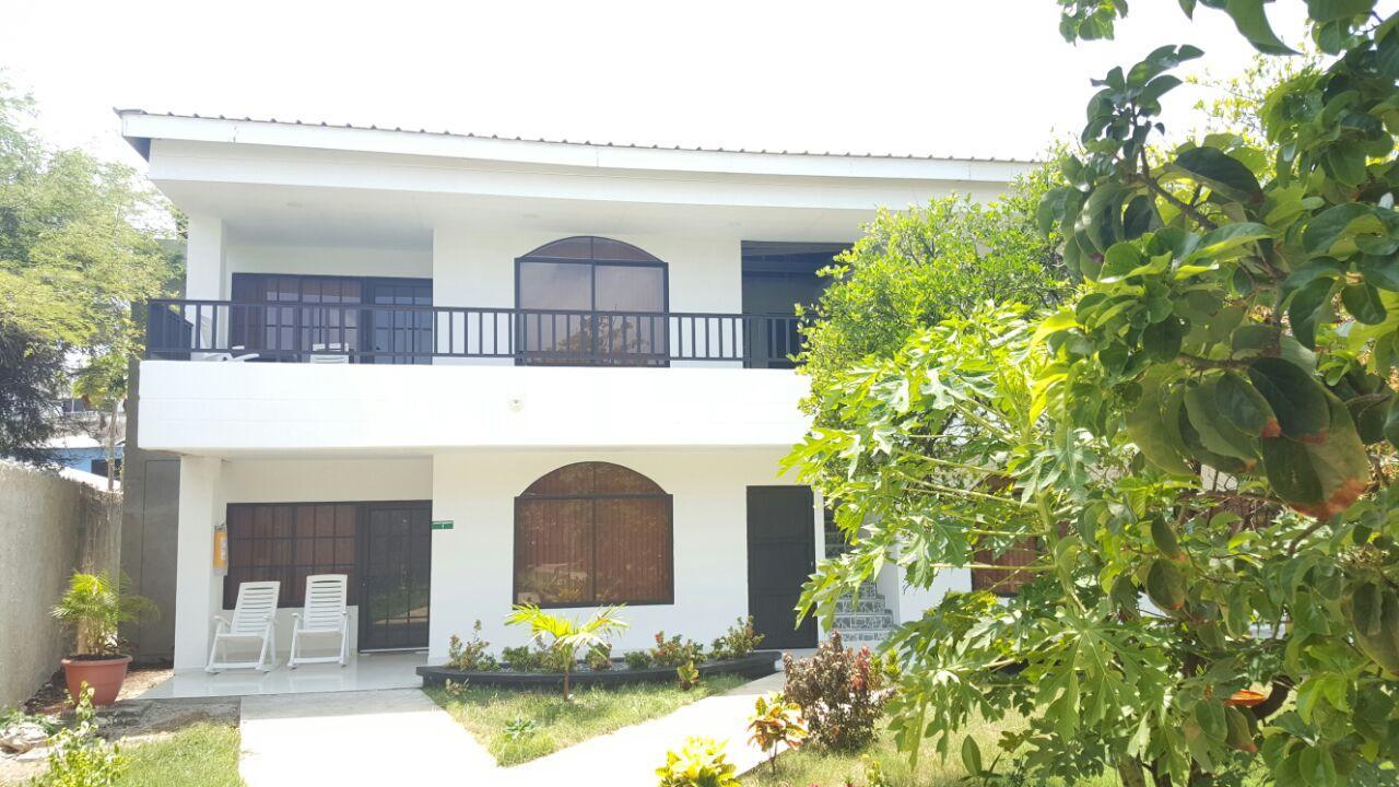 Apartamentos Turisticos Dona Flor San Andres  Exterior photo